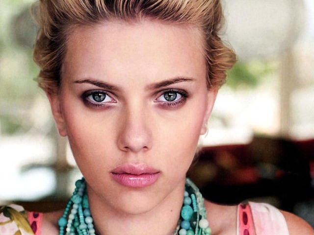 Scarlett Johansson 24